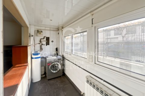 Apartment à louer à Esplugues de Llobregat, Barcelona, Espagne, 3 chambres, 210 m2 No. 160486 - photo 15