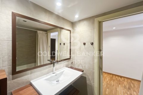 Apartment à louer à Esplugues de Llobregat, Barcelona, Espagne, 3 chambres, 210 m2 No. 160486 - photo 25