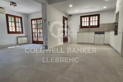 Duplex for rent in Barcelona, Spain 4 bedrooms,  No. 160487 - photo 6
