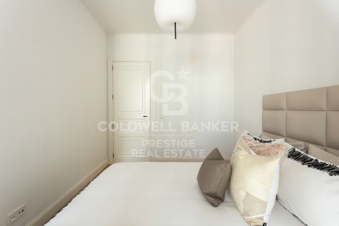 Apartament w Barcelona, Hiszpania 3 sypialnie, 181 mkw. nr 160484 – zdjęcie 22