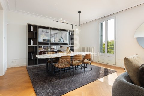 Apartament w Barcelona, Hiszpania 3 sypialnie, 181 mkw. nr 160484 – zdjęcie 5