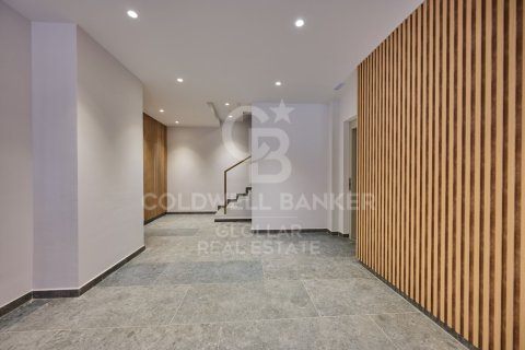 Аренда квартиры в Герона, Испания 3 спальни, 123м2 №160482 - фото 23