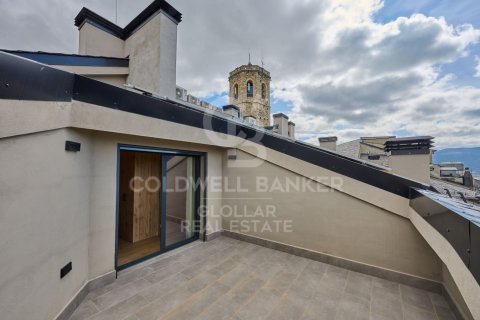 Аренда квартиры в Герона, Испания 3 спальни, 123м2 №160482 - фото 18