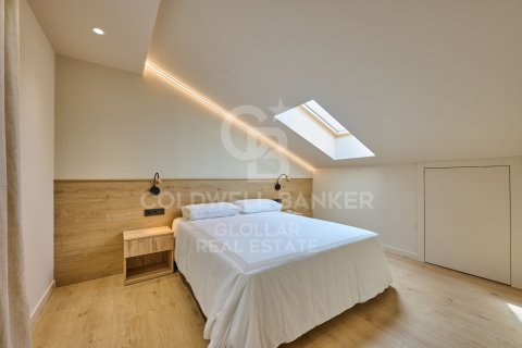 Аренда квартиры в Герона, Испания 3 спальни, 123м2 №160482 - фото 14