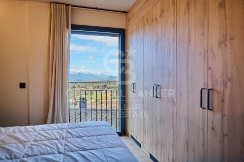 Аренда квартиры в Герона, Испания 3 спальни, 123м2 №160482 - фото 11