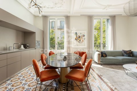 Apartment à louer à Barcelona, Espagne, 3 chambres, 165 m2 No. 160483 - photo 5