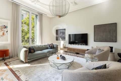 Apartment à louer à Barcelona, Espagne, 3 chambres, 165 m2 No. 160483 - photo 10