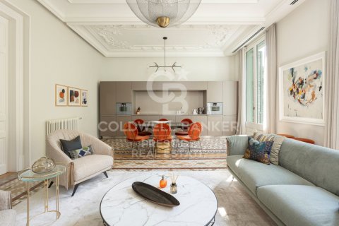 Apartment à louer à Barcelona, Espagne, 3 chambres, 165 m2 No. 160483 - photo 3