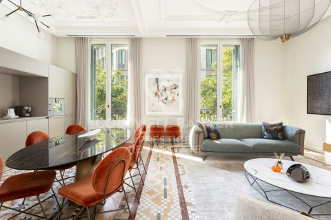 Huoneisto Barcelona, Espanja 3 makuuhuonetta, 165 m2 No. 160483