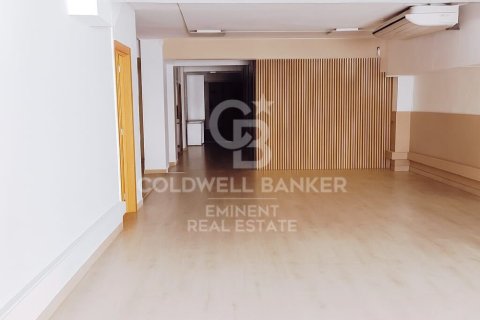 Komerciāls īpašums pārdošanā Barcelona, Spānijā 400 m2 Nr. 158229 - attēls 3