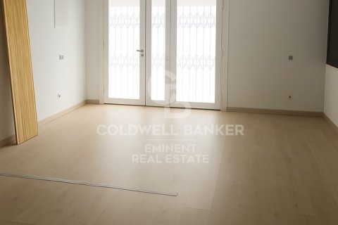 Lokal usługowy w Barcelona, Hiszpania 400 mkw. nr 158229 – zdjęcie 2