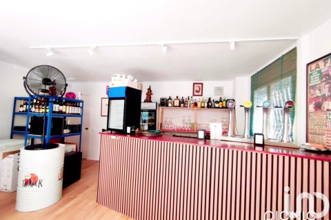 Gewerbeimmobilien zum Verkauf in Cunit, Tarragona, Spanien 50 m2 Nr. 185699 - Foto 3