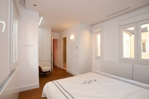 Apartment à louer à Madrid, Espagne, 3 chambres, 175 m2 No. 164570 - photo 21