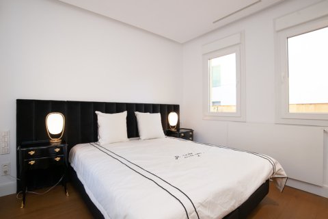 Apartment à louer à Madrid, Espagne, 3 chambres, 175 m2 No. 164570 - photo 20