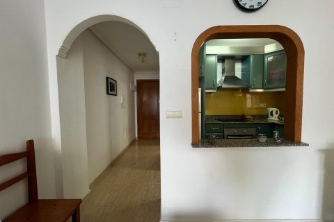 Apartamento en venta en Torrevieja, Alicante, España 2 dormitorios, 62 m2 No. 146710 - foto 15