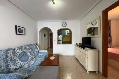 Apartamento en venta en Torrevieja, Alicante, España 2 dormitorios, 62 m2 No. 146710 - foto 10