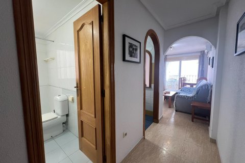 Apartamento en venta en Torrevieja, Alicante, España 2 dormitorios, 62 m2 No. 146710 - foto 28