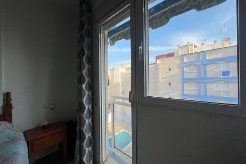 Apartamento en venta en Torrevieja, Alicante, España 2 dormitorios, 62 m2 No. 146710 - foto 25