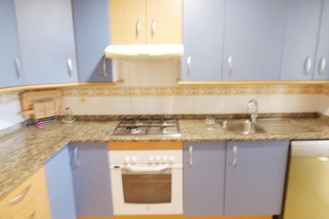 Аренда квартиры в Аликанте, Испания 2 спальни, 79м2 №146711 - фото 24