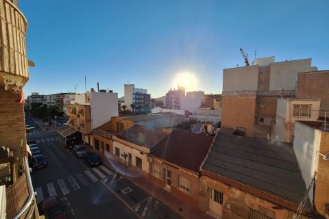 Apartamento en alquiler en Torrevieja, Alicante, España 1 dormitorio, 43 m2 No. 146715 - foto 12