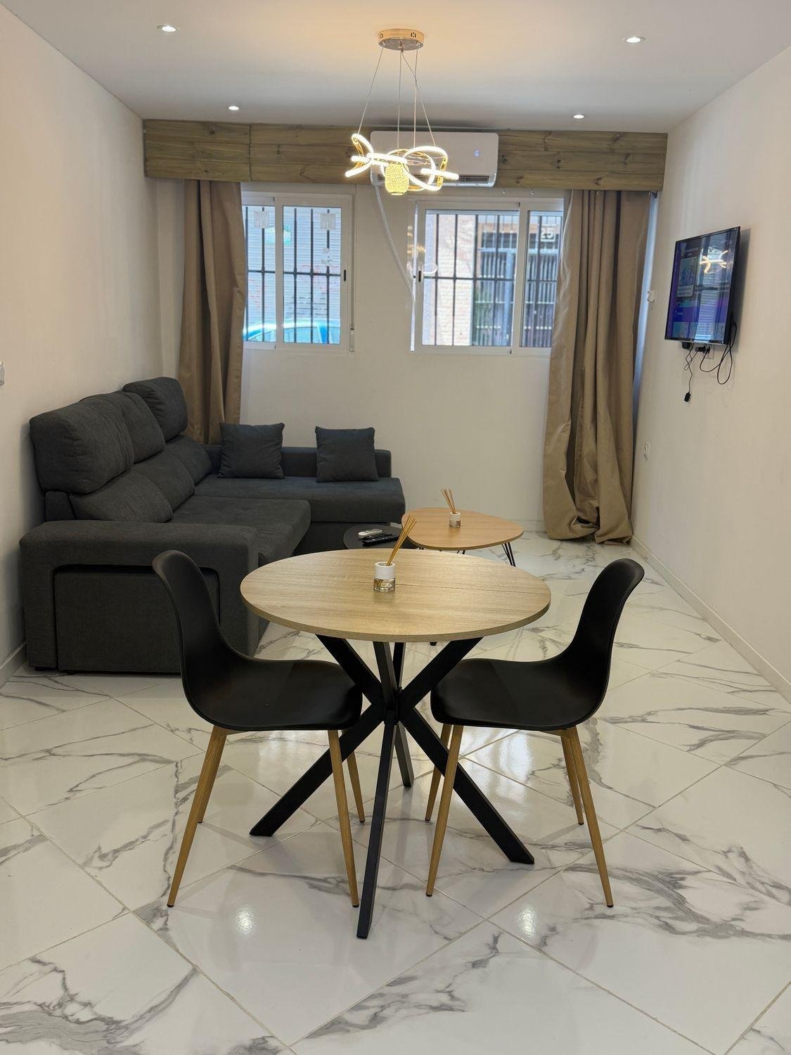 Parcela en Alicante, España 1 dormitorio, 73 m2 No. 196897