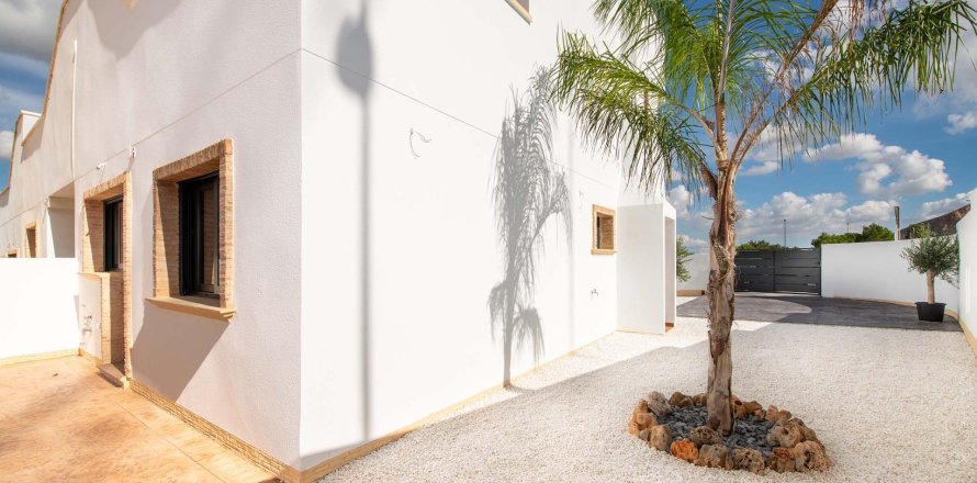 Bungalow i Cox, Alicante, Spanien 3 sovrum, 78 kvm. Nr. 170613