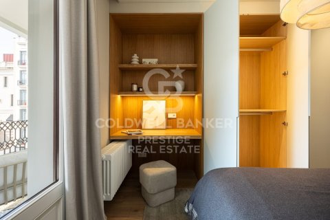 Продажа квартиры в Барселона, Испания 4 спальни, 203м2 №157470 - фото 24