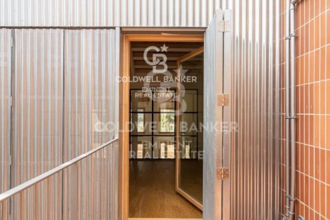 Paritalo myytävänä Barcelona, Espanja, 2 makuuhuonetta, 153 m2 No. 157469 - kuva 24