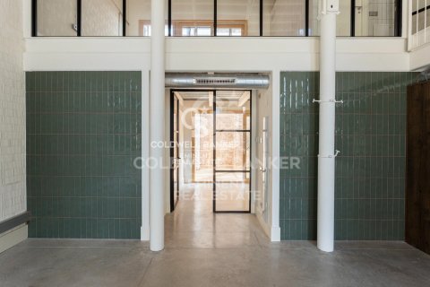 Duplex à vendre à Barcelona, Espagne, 2 chambres, 153 m2 No. 157469 - photo 13
