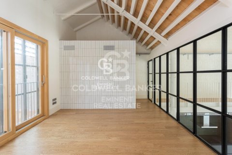 Duplex à vendre à Barcelona, Espagne, 2 chambres, 153 m2 No. 157469 - photo 22