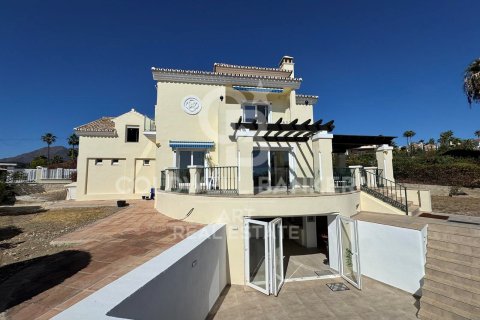 Casa in vendita a Estepona, Malaga, Spagna 5 camere da letto, 334 mq. N° 157466 - foto 13