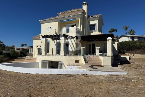 Talo Estepona, Malaga, Espanja 5 makuuhuonetta, 334 m2 No. 157466