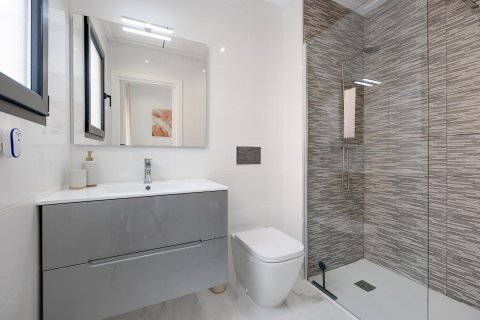 Villa till salu Torrevieja, Alicante, Spanien 3 sovrum, 105 kvm. Nr. 139458 - foto 20
