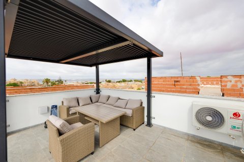 Villa till salu Torrevieja, Alicante, Spanien 3 sovrum, 105 kvm. Nr. 139458 - foto 29