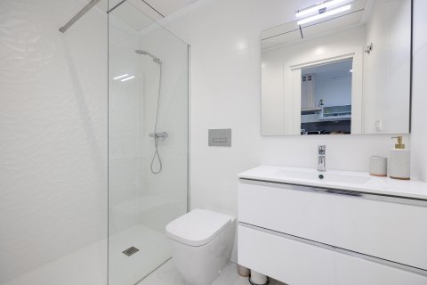 Villa till salu Torrevieja, Alicante, Spanien 3 sovrum, 105 kvm. Nr. 139458 - foto 25