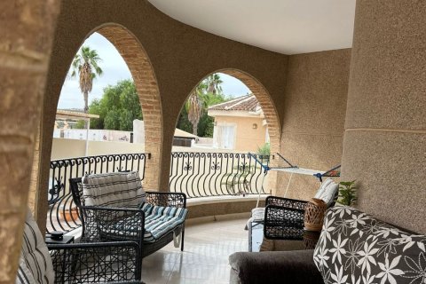 Villa till salu Benijofar, Alicante, Spanien 3 sovrum, 119 kvm. Nr. 139459 - foto 20