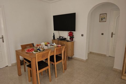 Villa till salu Benijofar, Alicante, Spanien 3 sovrum, 119 kvm. Nr. 139459 - foto 8