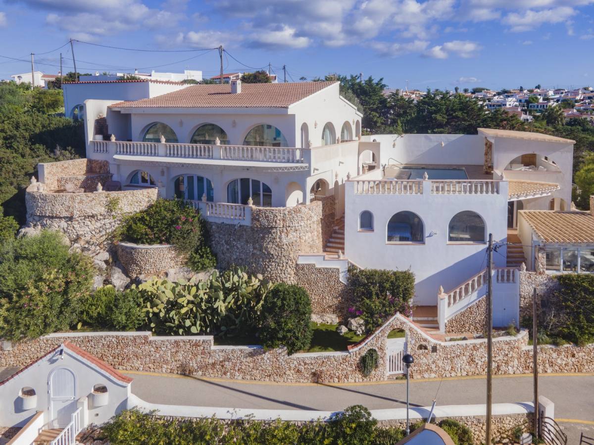 Villa in Cala'n Porter, Menorca, Spain 5 bedrooms, 424 sq.m. No. 65376