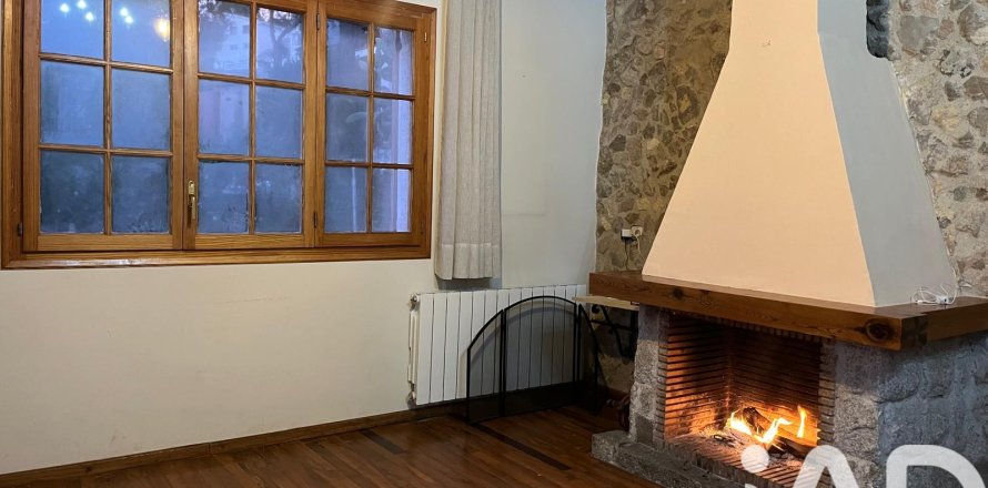 Сasa en Cubelles, Barcelona, España 4 dormitorios, 129 m2 No. 152426