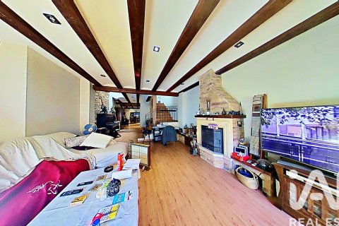 Сasa en venta en Onil, Alicante, España 3 dormitorios, 301 m2 No. 152429 - foto 1