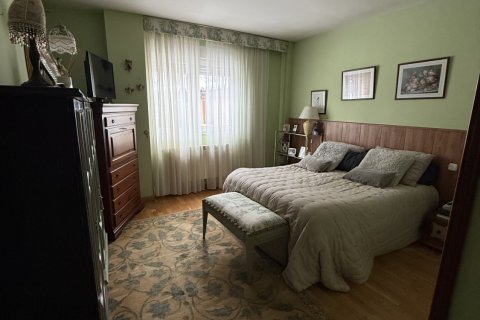 Сasa en venta en Villaquilambre, León, España 2 dormitorios, 337 m2 No. 152428 - foto 5