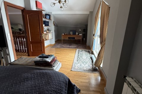 Сasa en venta en Villaquilambre, León, España 2 dormitorios, 337 m2 No. 152428 - foto 16