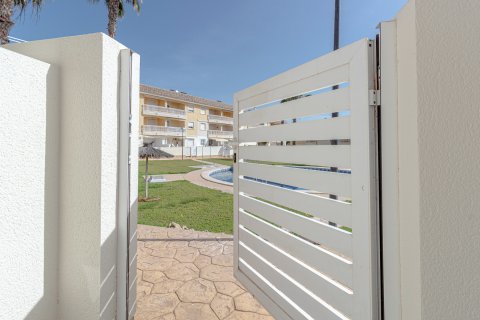 Продажа таухауса в Кабо Роиг, Аликанте, Испания 2 спальни, 76м2 №189179 - фото 3