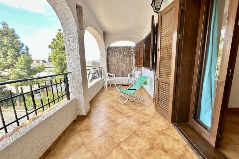 Продажа квартиры в Кабо Роиг, Аликанте, Испания 2 спальни, 71м2 №189175 - фото 2