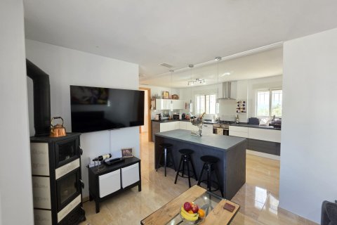 Villa for sale in Pinoso, Alicante, Spain 3 bedrooms, 263 sq.m. No. 189178 - photo 12