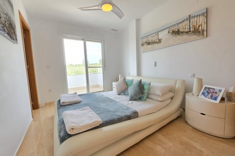 Villa for sale in Pinoso, Alicante, Spain 3 bedrooms, 263 sq.m. No. 189178 - photo 13