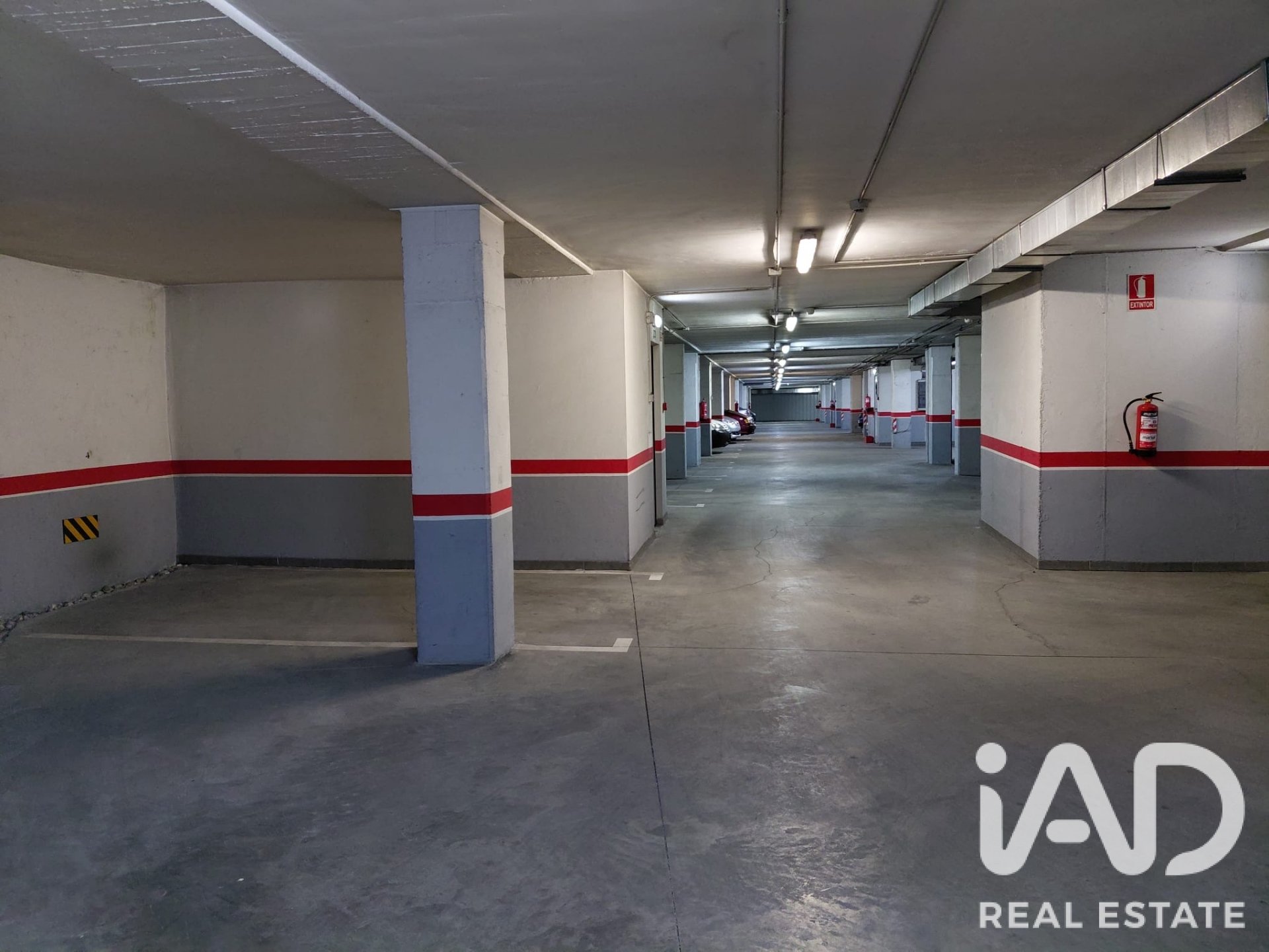 Garage à Leon, Espagne 10 m2 No. 192091