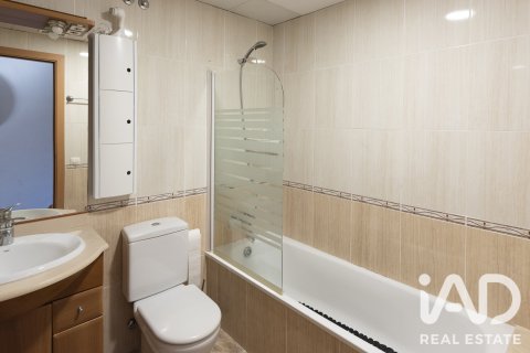 Duplex zum Verkauf in Cornella De Llobregat, Barcelona, Spanien 3 Schlafzimmer, 138 m2 Nr. 192094 - Foto 24