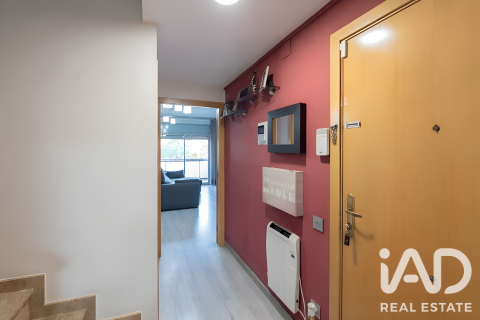 Duplex zum Verkauf in Cornella De Llobregat, Barcelona, Spanien 3 Schlafzimmer, 138 m2 Nr. 192094 - Foto 8