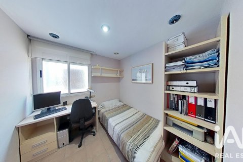 Apartment à vendre à Elche, Alicante, Espagne, 2 chambres, 100 m2 No. 192093 - photo 14